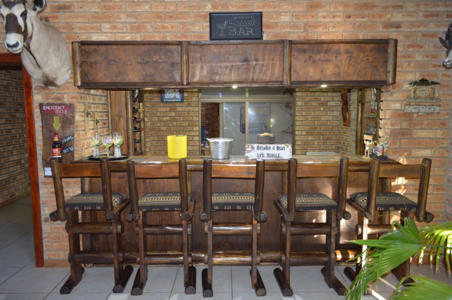 6 Bedroom Property for Sale in Doringkruin North West